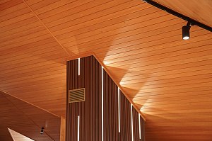 Отделка мансардного этажа вагонкой из ангарской сосны в КП Петровские поля
