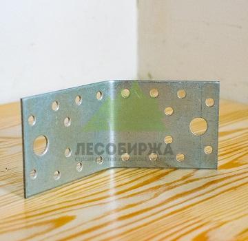 Крепежный уголок KUS под 135 градусов