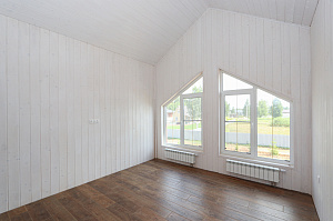 Внутренняя покраска отделки из дерева и лестницы составами Nordic Sauna и Harwood в КП Подушкино 2