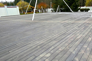 Монтаж террасы из ДПК CM Decking Vintage на алюминиевых лагах в КП Полесье 7