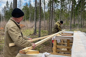 Обшивка фасада дома планкеном из термолиственницы в КП Гульнево-Высокое