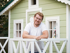 Строительство каркасного детского домика с обшивкой имитацией бруса в КП Горки-2