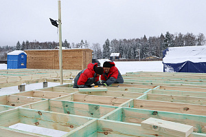 Строительство дуплекса 168 м² с отделкой планкеном и фальцем в КП Отрада-Виладж