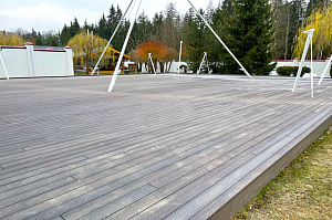 Монтаж террасы из ДПК CM Decking Vintage на алюминиевых лагах в КП Полесье 7