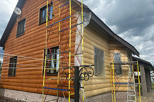 Реставрация фасада из блок-хауса гибридным маслом Tikkurila Pinja W-Oil в КП Рождествено