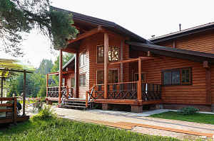Реставрация и покраска фасада 485 м2 гидромаслом Renner в КП Никологорское
