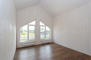 Внутренняя покраска отделки из дерева и лестницы составами Nordic Sauna и Harwood в КП Подушкино 2